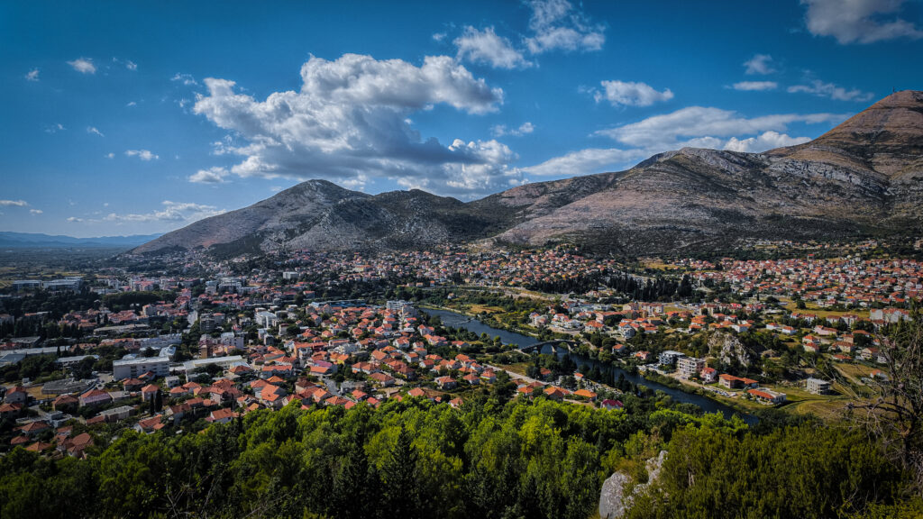 Manastir Hercegovačka Gračanica: Dučić je izabrao Trebinje. Trebinje je izgradilo Gračanicu. Oboje znaju zašto.